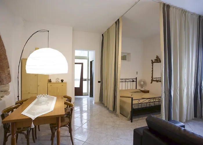 San Cerbone Apartamento *